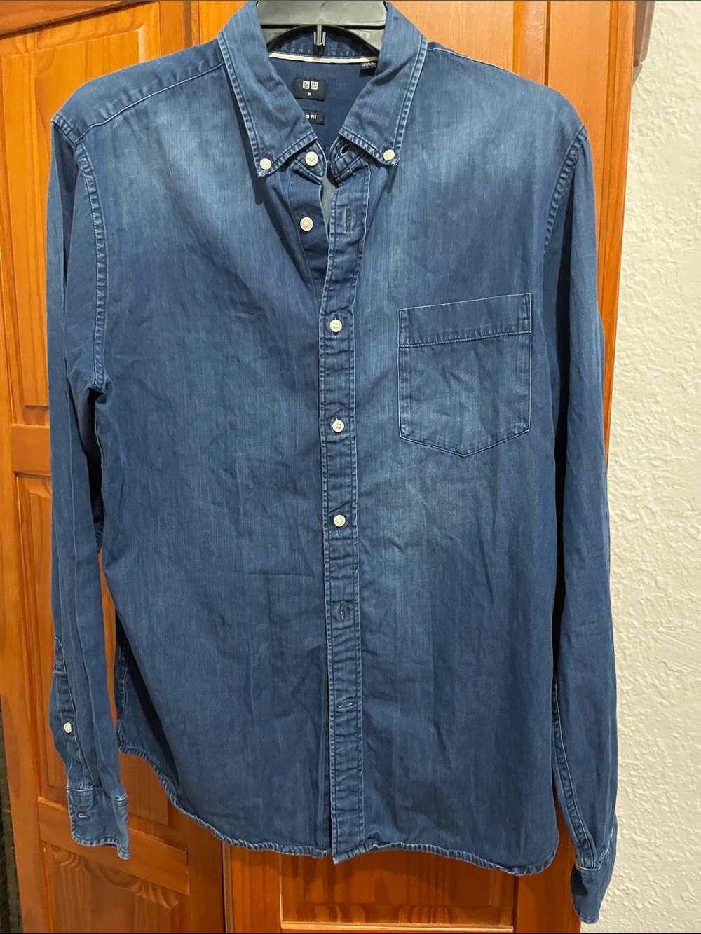 Uniqlo Men's Indigo Blue Denim Button-Down Shirt
